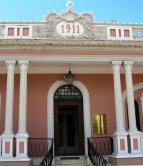 Magnificently restored 1911 residence